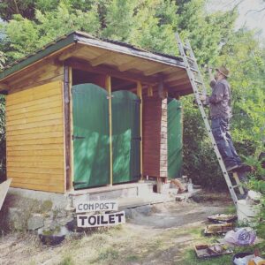 Compost toilet