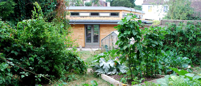 https://brightonpermaculture.org.uk/wp-content/uploads/events/ecoopenhouses/slideshow/eohslide4.jpg